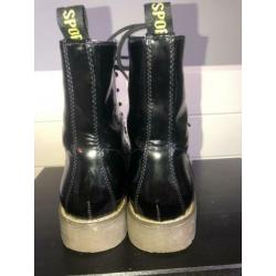 Neppe Dr. Martens