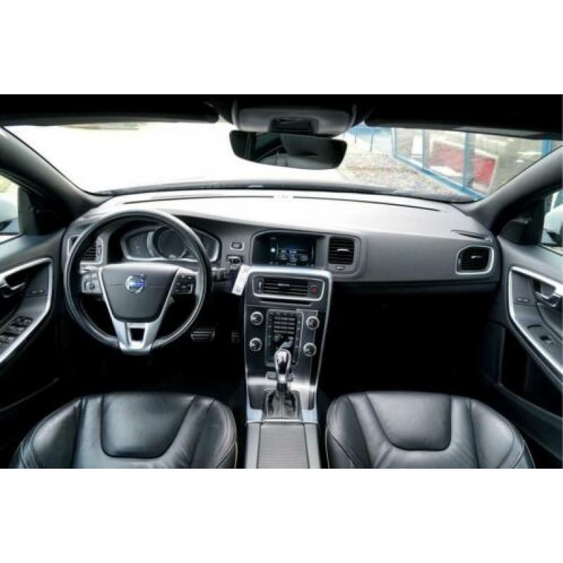 Volvo V60 2.4 D6 210kW/286pk Aut6 PIHV R-Design Intellisafe