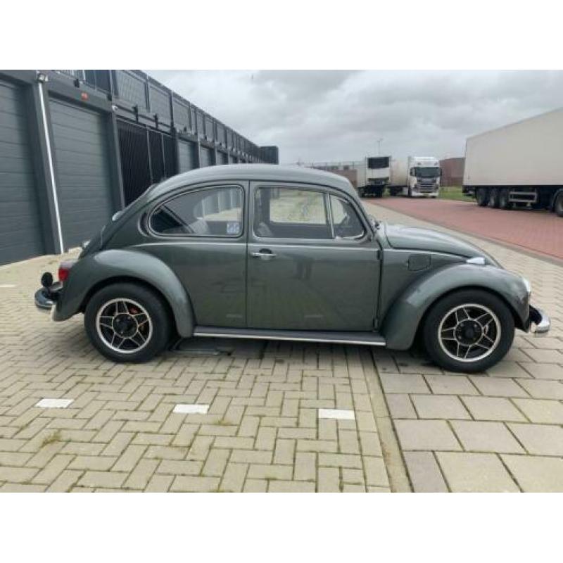 Volkswagen Kever 1200 E Leder volledig gerestaureerd