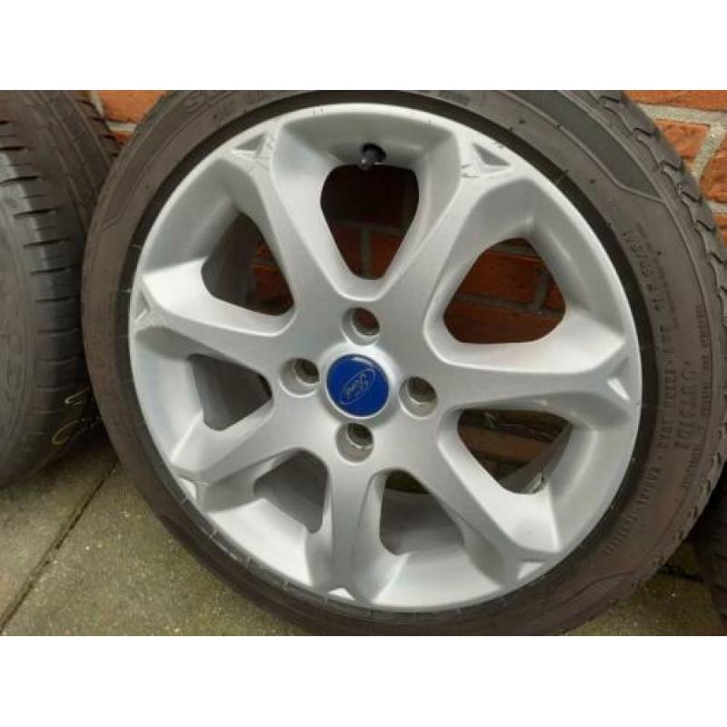 Ford fiesta 16 inch velgen 4x108 zomerbanden 195 45 16