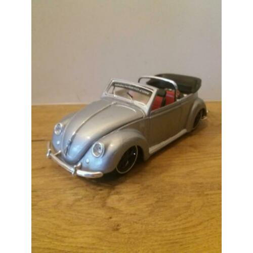 Volkswagen Kever Cabrio 1/18