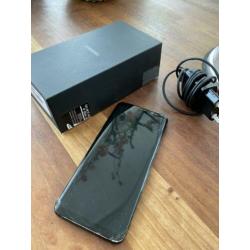 Samsung S8 met barstjes in scherm