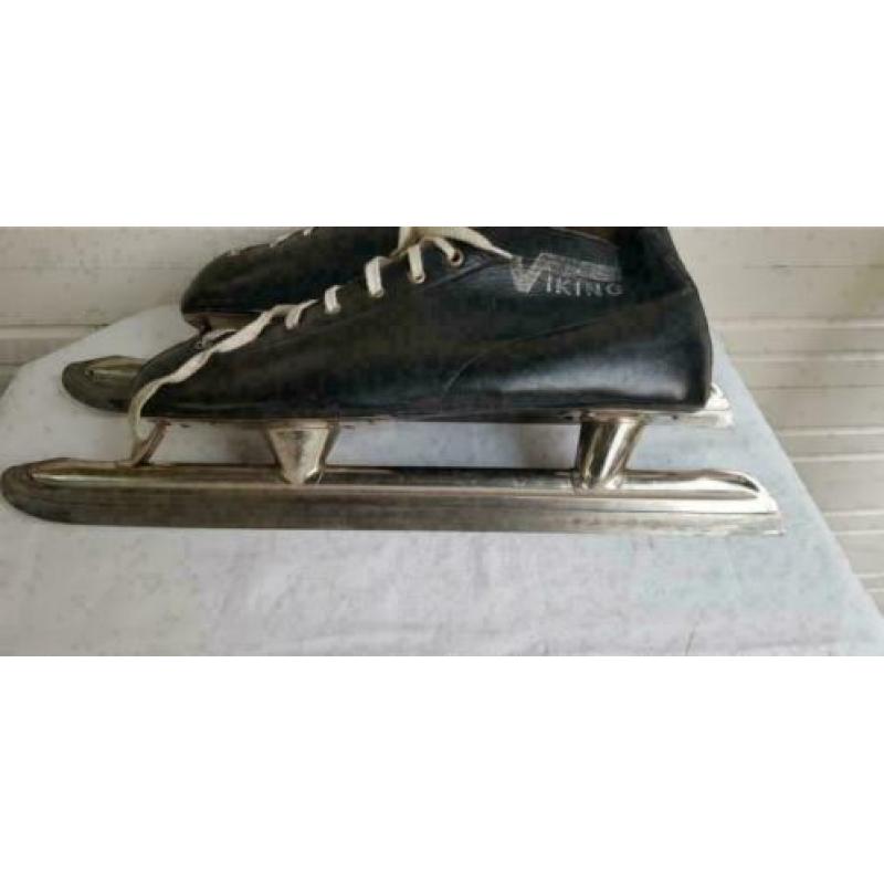 E124 VIKING hoge noren maat 45 geslepen
