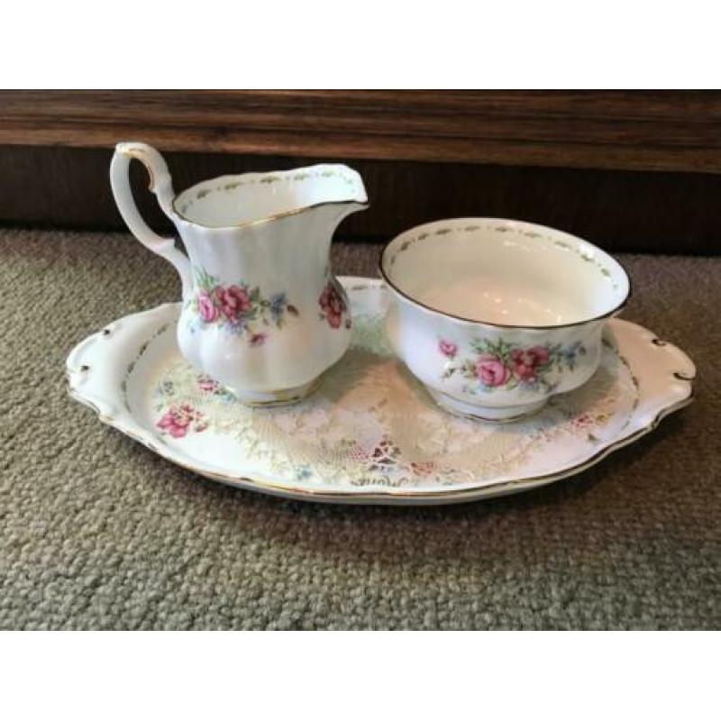 Diverse Engels porseleinen servies! Elizabethan ect.Ann 1875