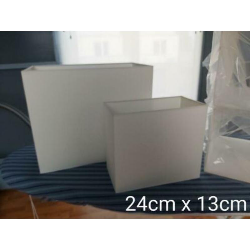 Ikea lampenkap wit 3x groot, 1x klein