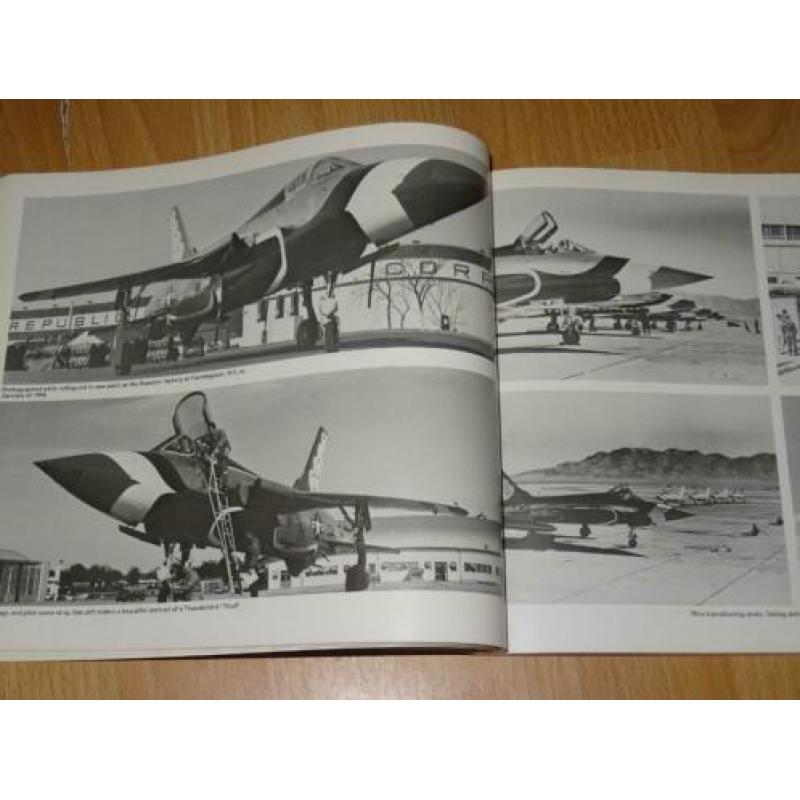 Diamond in the Sky : Pictorial History USAF Thunderbirds