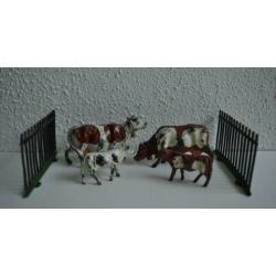 Oude Figuren Paard Koe Geit Varken Timp Lood