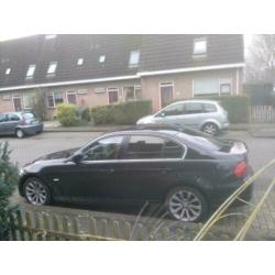 BMW 3-Serie 2.0 I 318 105KW 2009 Zwart