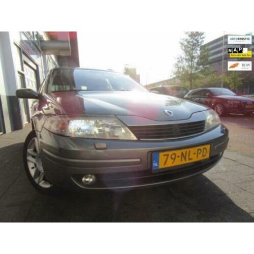 Renault Laguna Grand Tour 2.0-16V Dynamique Xenon Navi