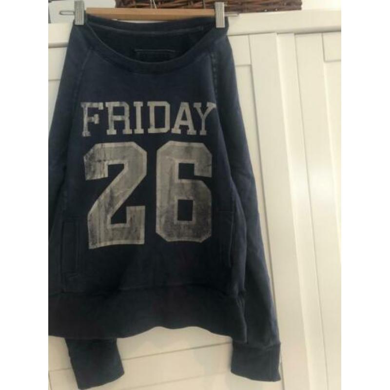 Sam friday trui maat S