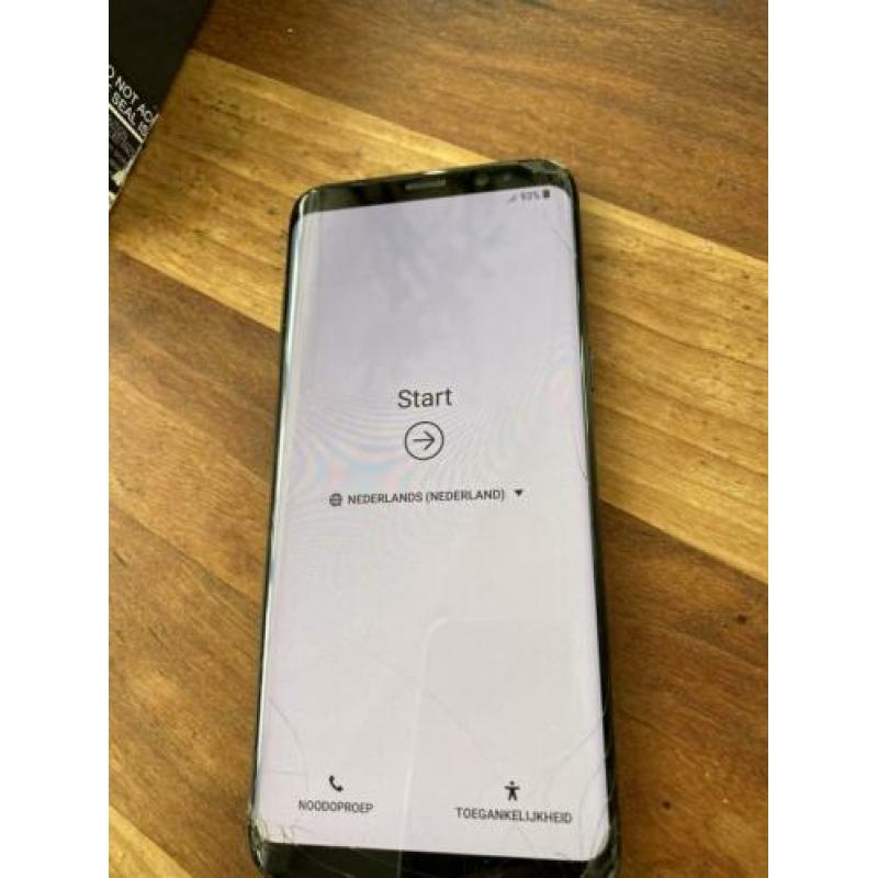 Samsung S8 met barstjes in scherm