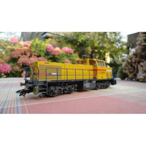 Trix H0 MaK1206 Strukton Carin Gelijkstroom