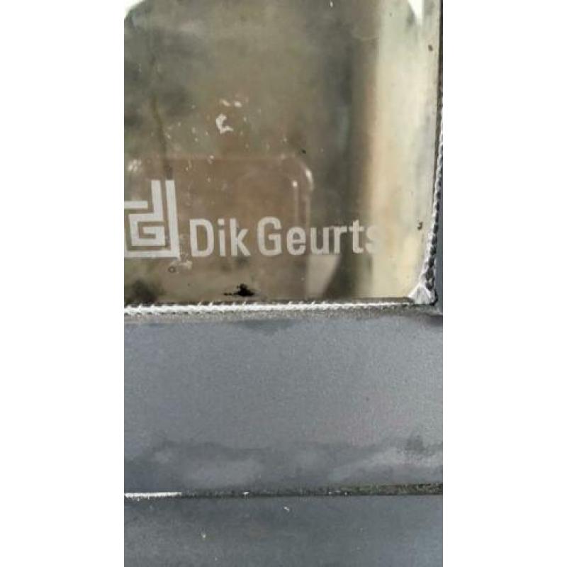 Houtkachel Dik Geurts. Oven bovenin