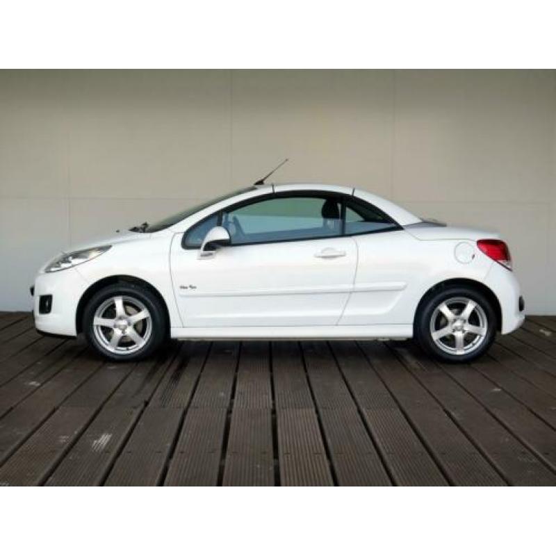 Peugeot 207 CC 1.6 VTi 120pk | 16" LM velgen (bj 2011)