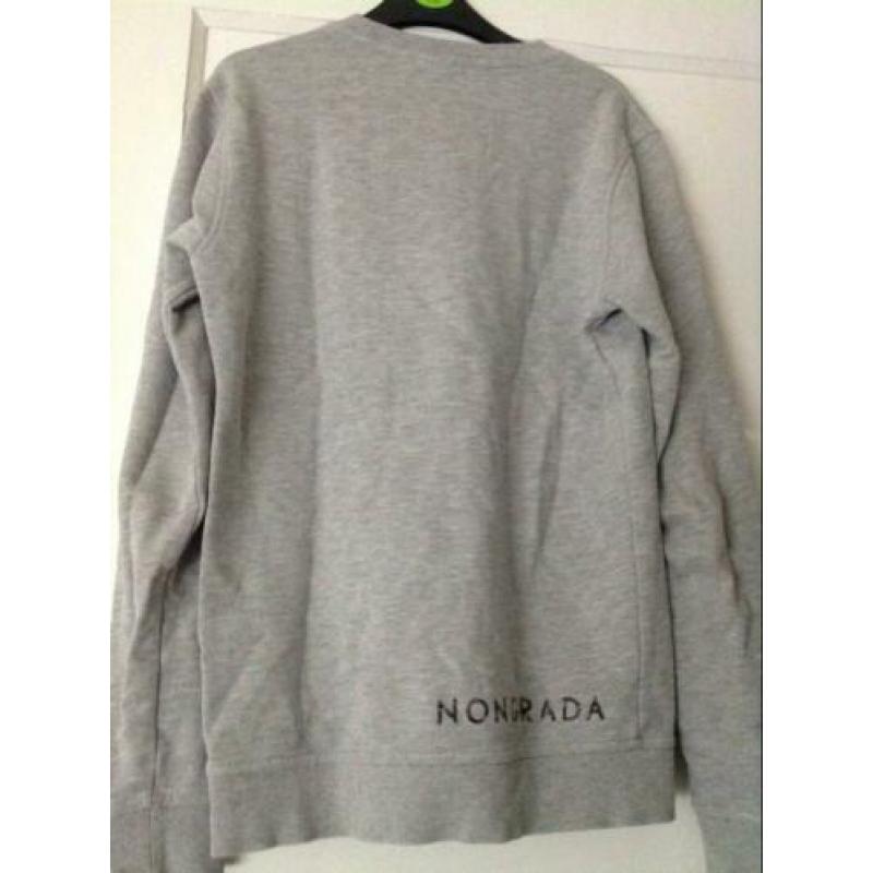 Pakket heren sweater truien/zwarte/blauwe jeans S/evt 176