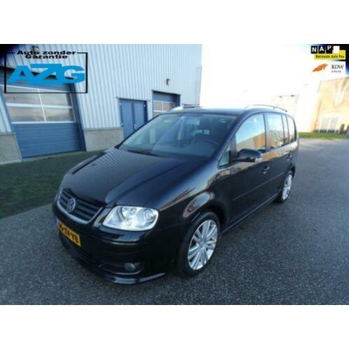 Volkswagen Touran 2.0 TDI Highline / AUTOMAAT / CLIMA / PANO