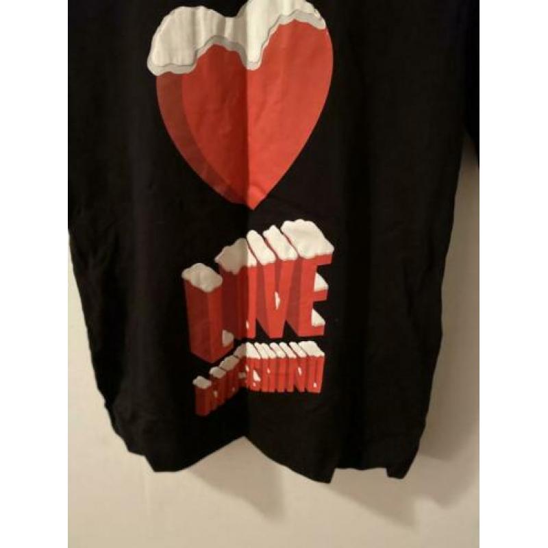 Love Moschino shirt. Nieuw