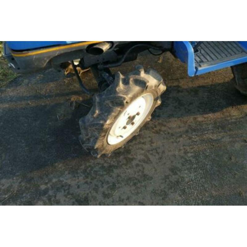 Bij Eemsned een zeer nette Iseki 3950,-- ex btw