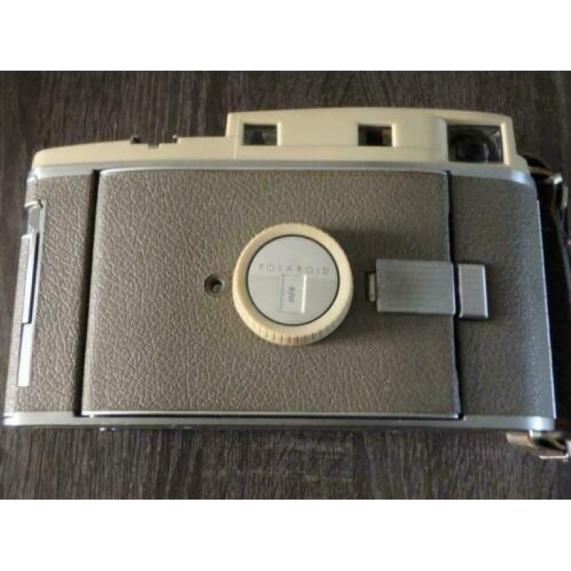 Polaroid Land camera 800