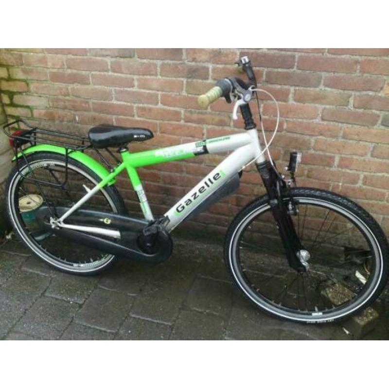 ZGAN 22 zwarte jongenstransporter slechts 1 jaar oud! 7-9jr