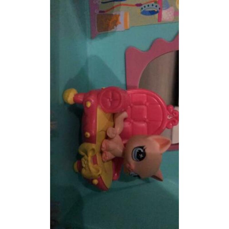 Littlest petshop groot huis +5 dieren