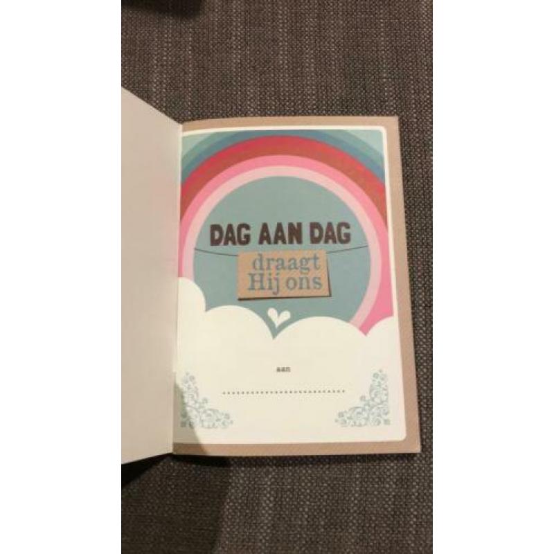 Dag aan dag draagt Hij ons - Paul Abspoel