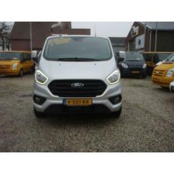 Ford Transit Custom 320 L2 H1 Trend 130 Pk Navi groot scherm
