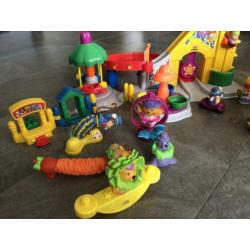 Little people kermis en circusdieren