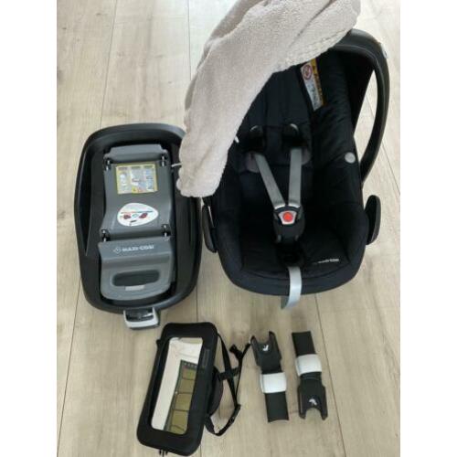 Maxi Cosi Pebble met family base iso fix + hoes koeka