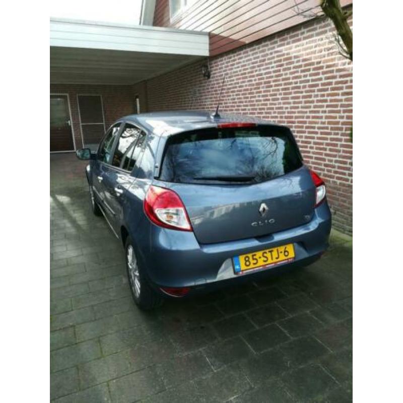 Renault Clio 1.2 TCE 5-DRS 2012 Blauw
