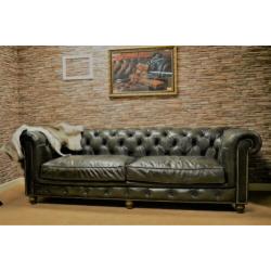 Originele Engelse Chesterfield bank KOOPZONDAG 1 MAART