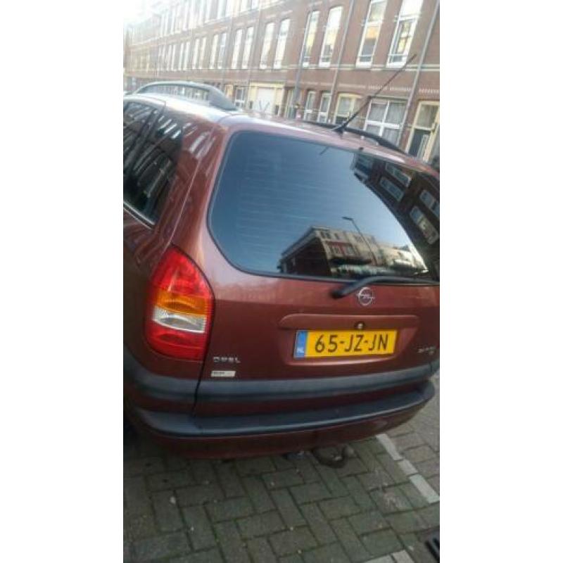Opel Zafira 1.8 16V 2001 Bruin