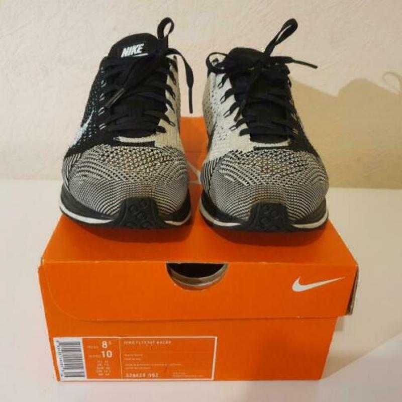 Nike Flyknit racer maat 42