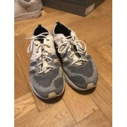 Nike flyknit trainer white 42,5