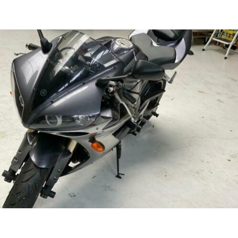 Yamaha YZF R1 (bj 2004)