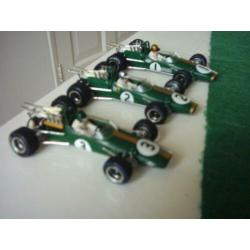 3 X BRABHAM BT 24 in schaal 1:43 van QUARTO.