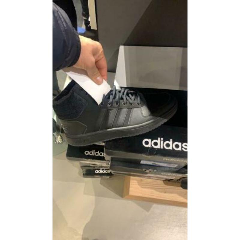 Partij Adidas puma schoenen diverse maten no tech 20 paar