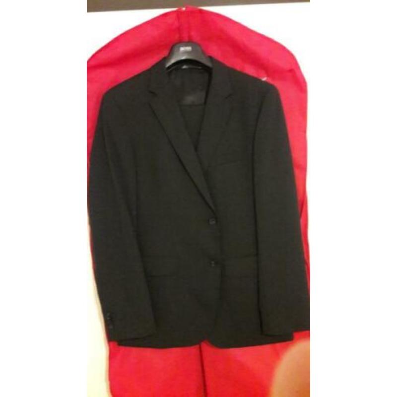 nieuw Hugo Boss pak, zwart, stretch scheerwol, maat L -48/50