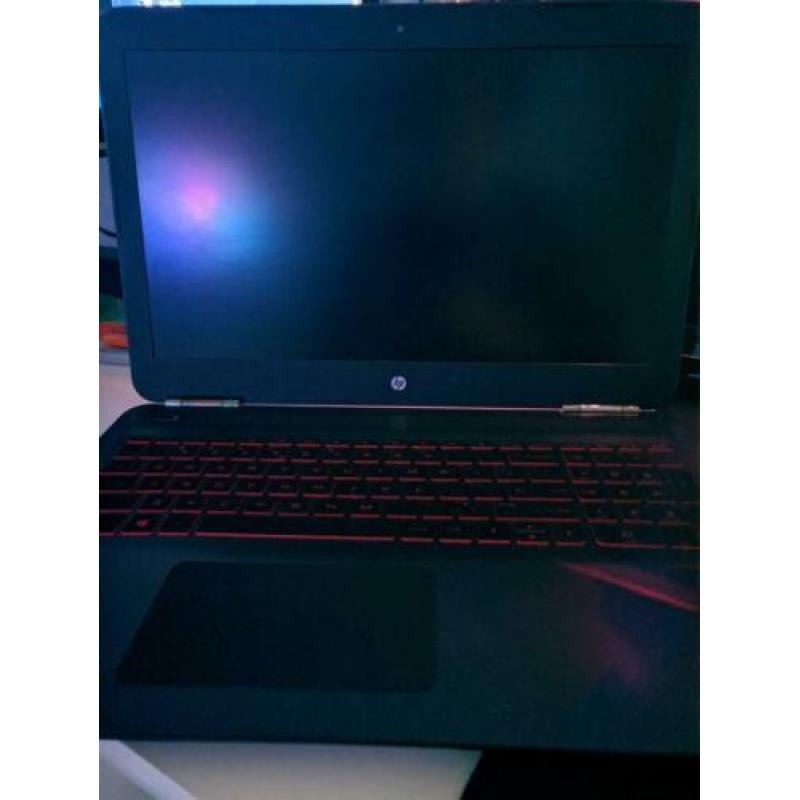 HP Omen 15-ax025nd