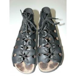 BIRCKENSTOCK....geweldige sandalen/ veterschoenen (maat 38)