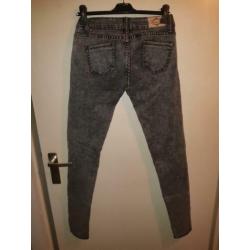 Leuke grijze broek
