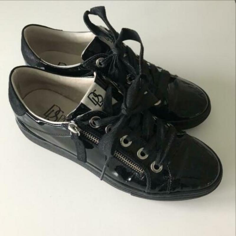 DL SPORT sneakers maat 38 zwart lak in nieuwstaat