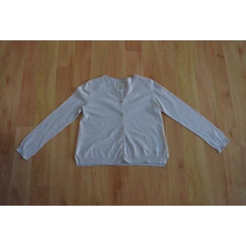 Mooi beige basic vest van Massimo Dutti