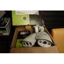 camera bewaking 4x compleet met 1 tera hard dich en video hd