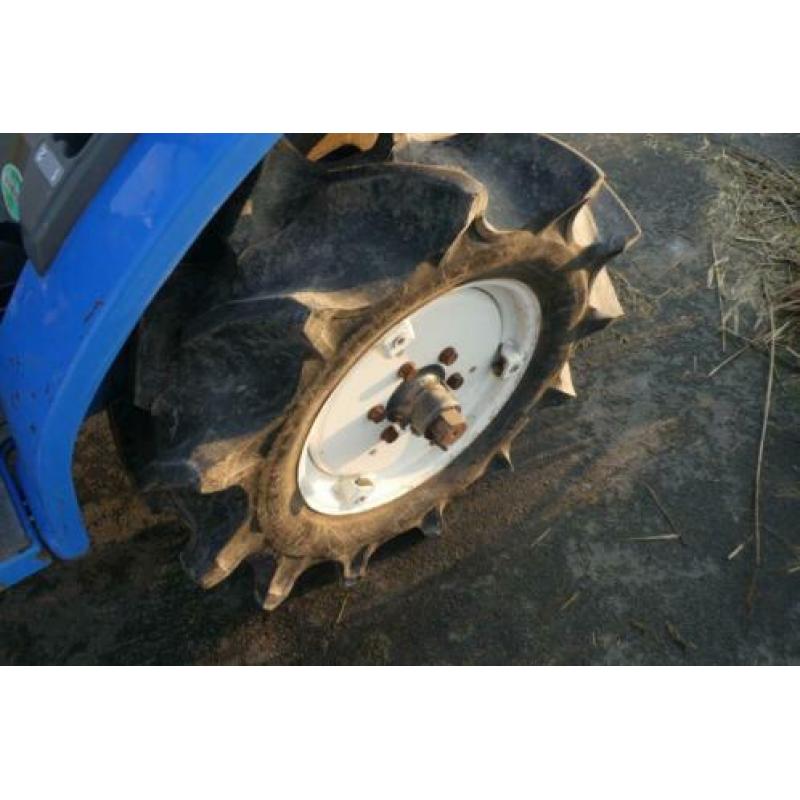 Bij Eemsned een zeer nette Iseki 3950,-- ex btw