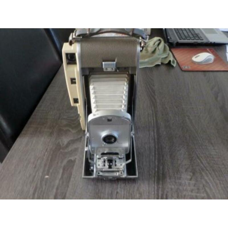 Polaroid Land camera 800