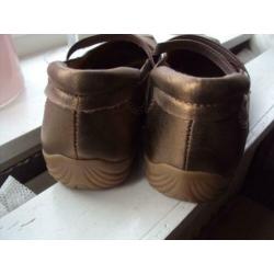 Tamaris goud kleur balerina maat 38