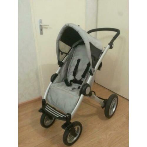 Schone Mutsy kinderwagen.