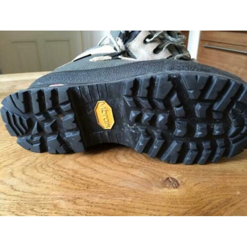 Bergschoenen heren merk Hanwag mt 43 zgan