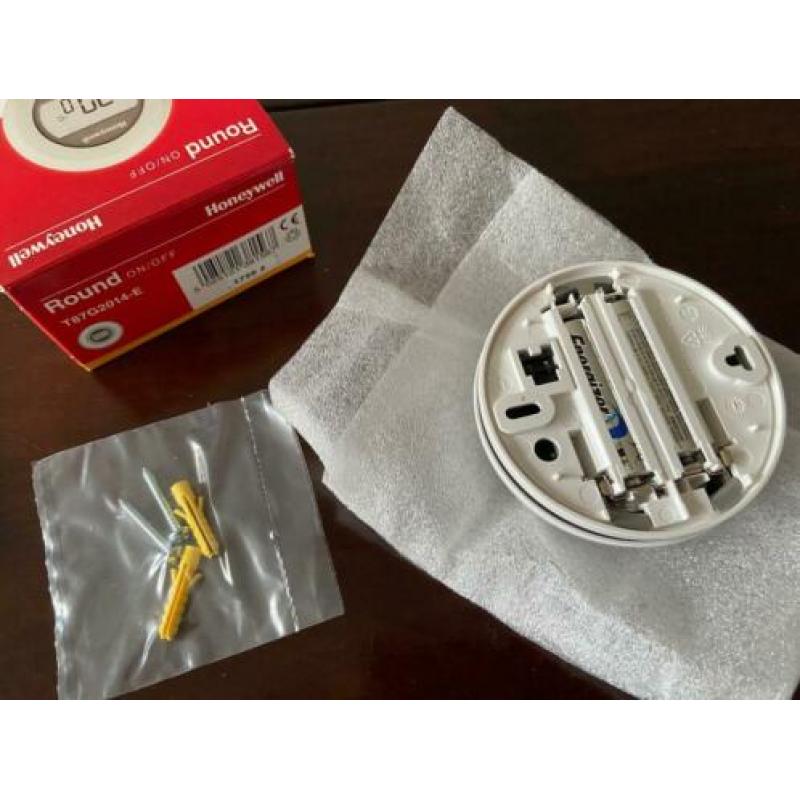 Honeywell Round On/Off thermostaat T87G2014-E